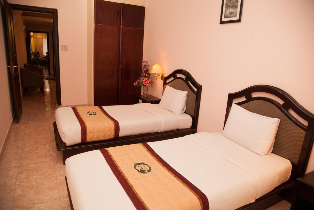 Golf 1 Hotel Dalat Bagian luar foto