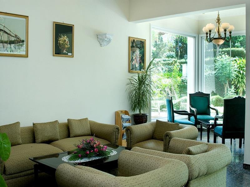 Golf 1 Hotel Dalat Bagian luar foto